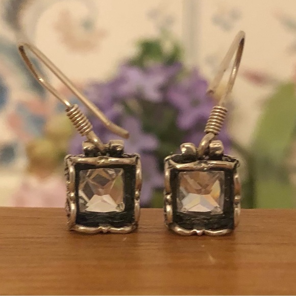 Silpada Sterling Silver Cubic Zirconia Uptown Earrings W0975 - Picture 10 of 16